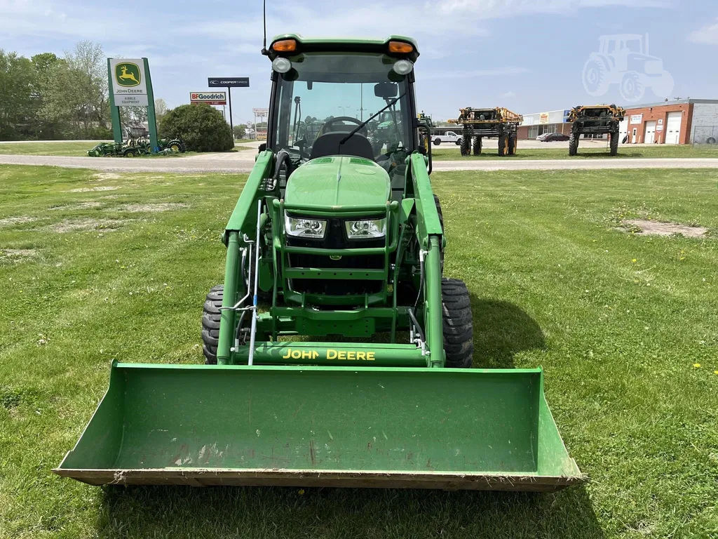 2020 John Deere 4066R