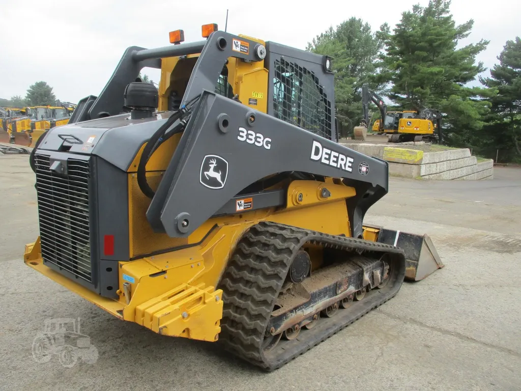 2018 John Deere 333G
