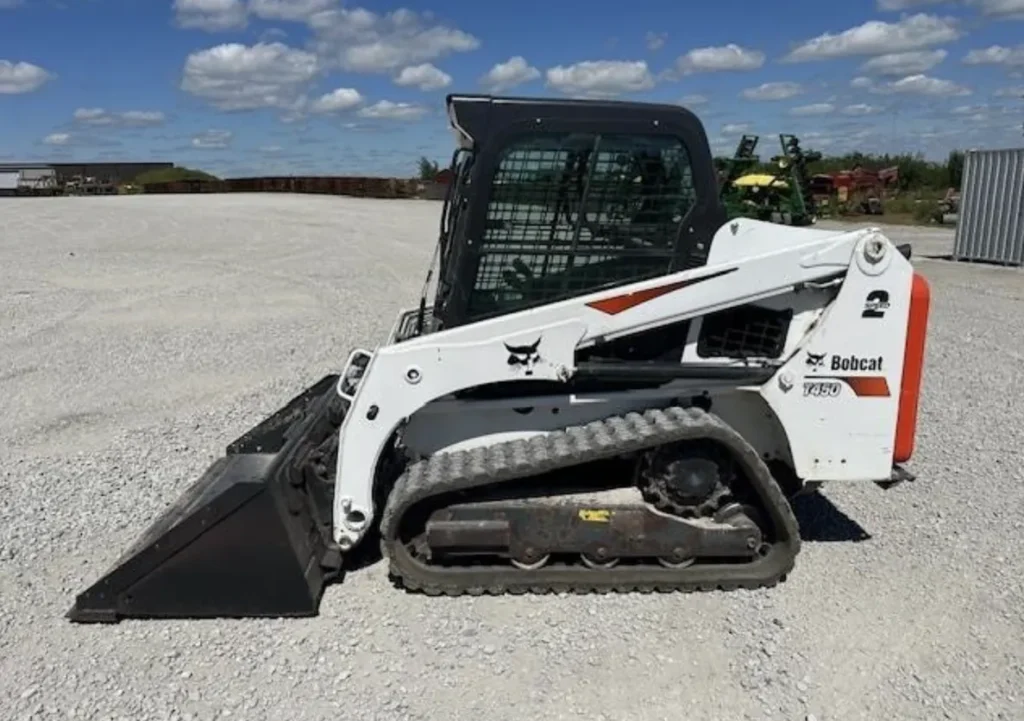 2019 Bobcat T450 Track Skid Steer