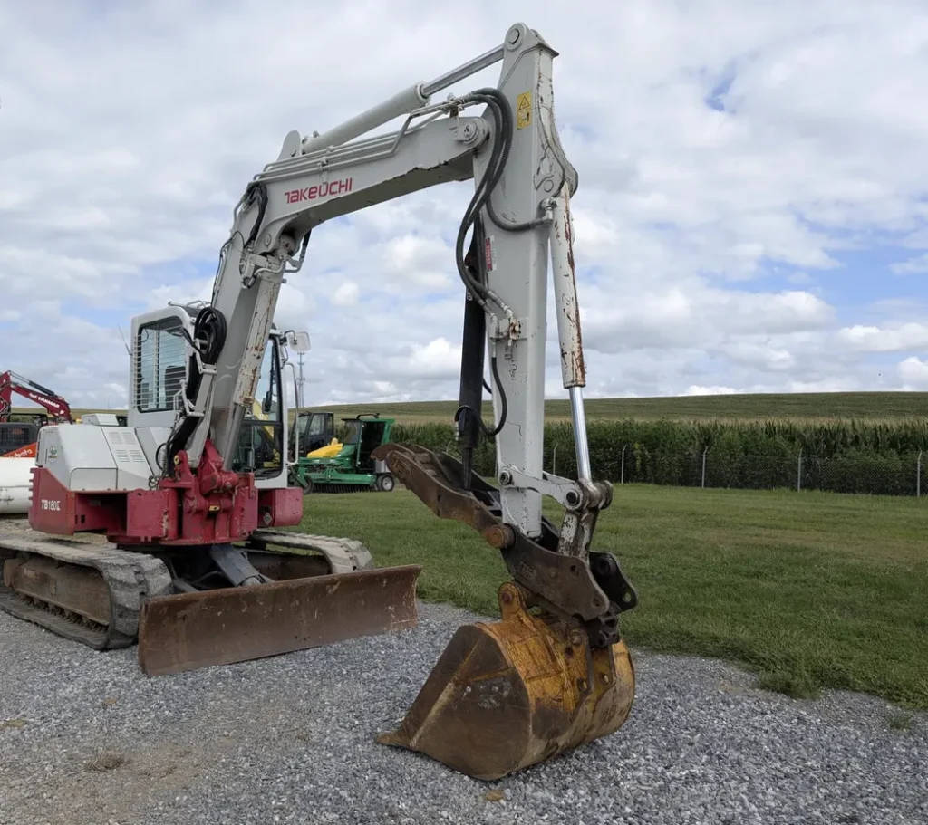 2012 Takeuchi TB180FR