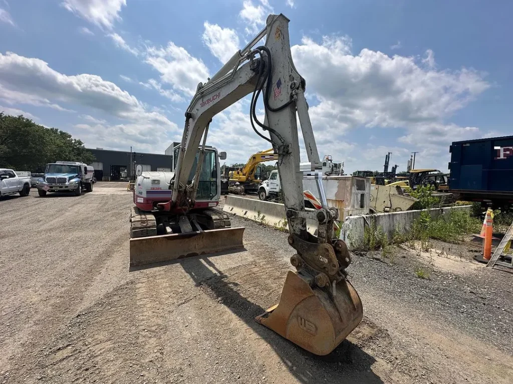 2013 Takeuchi TB285